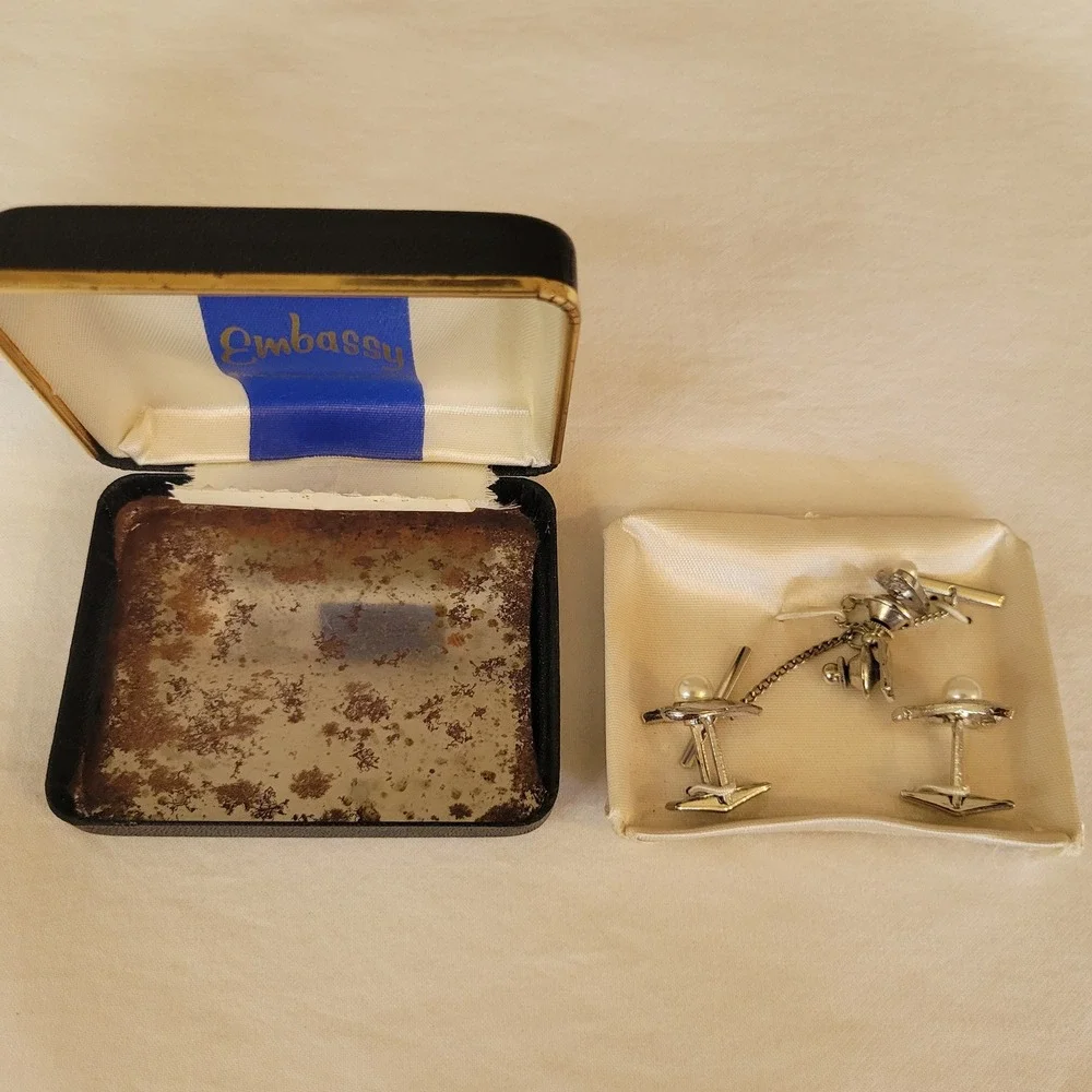 Embassy Vintage Mens Silver Tone Faux Pearl Cufflinks and Tie Tack Set MCM Boxed